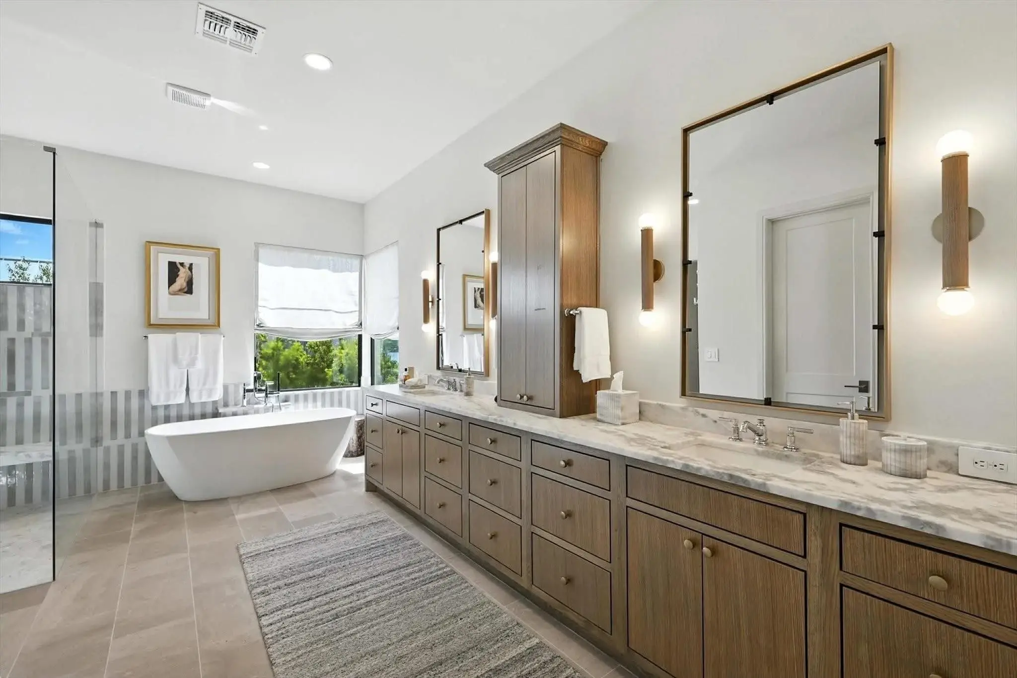 Master Bathroom Remodel With Double Vanity And Soaking Tub