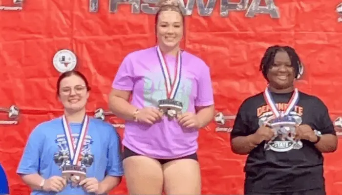 Celebrating Bella Weaver — 4A State Powerlifting Champion